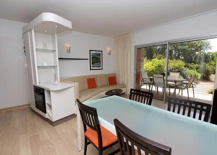 Апарт-отель Cala Sultana 4*